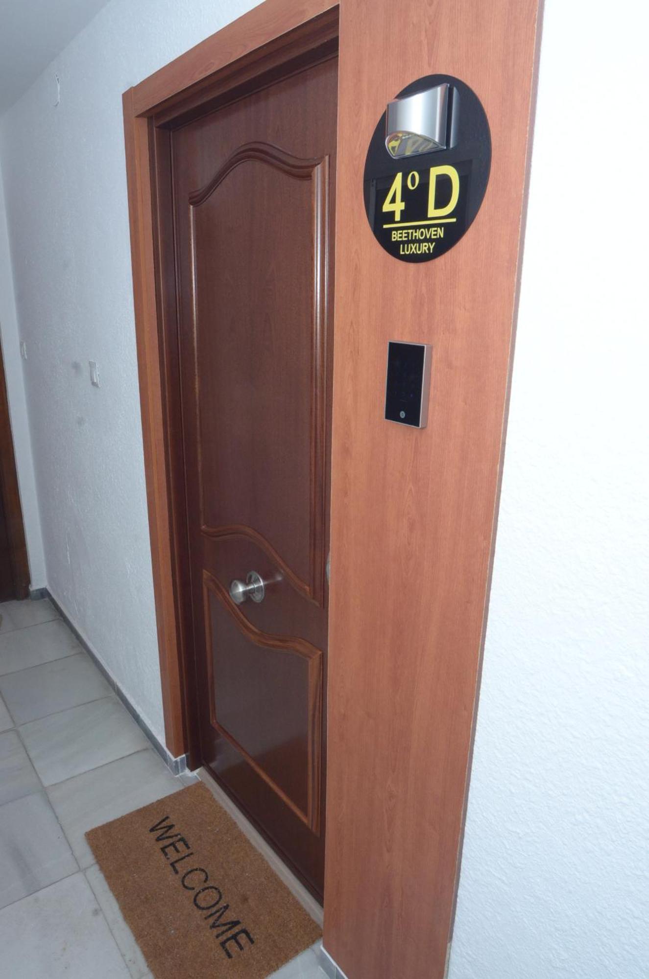 Alojamiento Beethoven Luxury Málaga Esterno foto